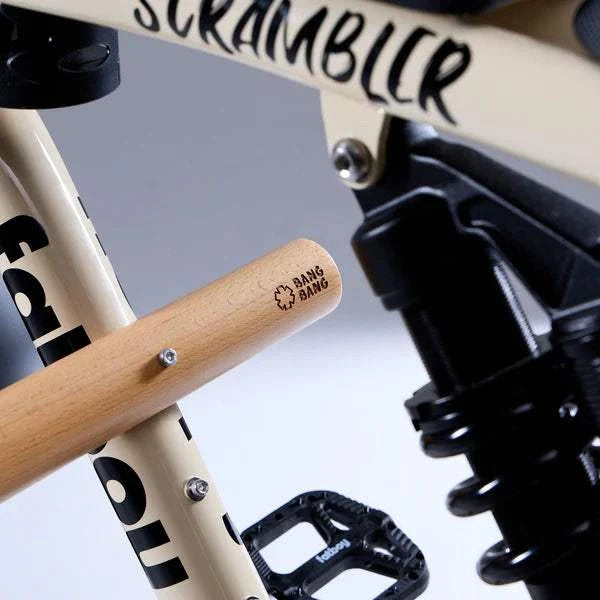 Fatboy Bang Bang Cruiser Set with wooden pegs, faux-leather passenger seat, and kids handlebar extension for Fatboy Scrambler V2 bikes
