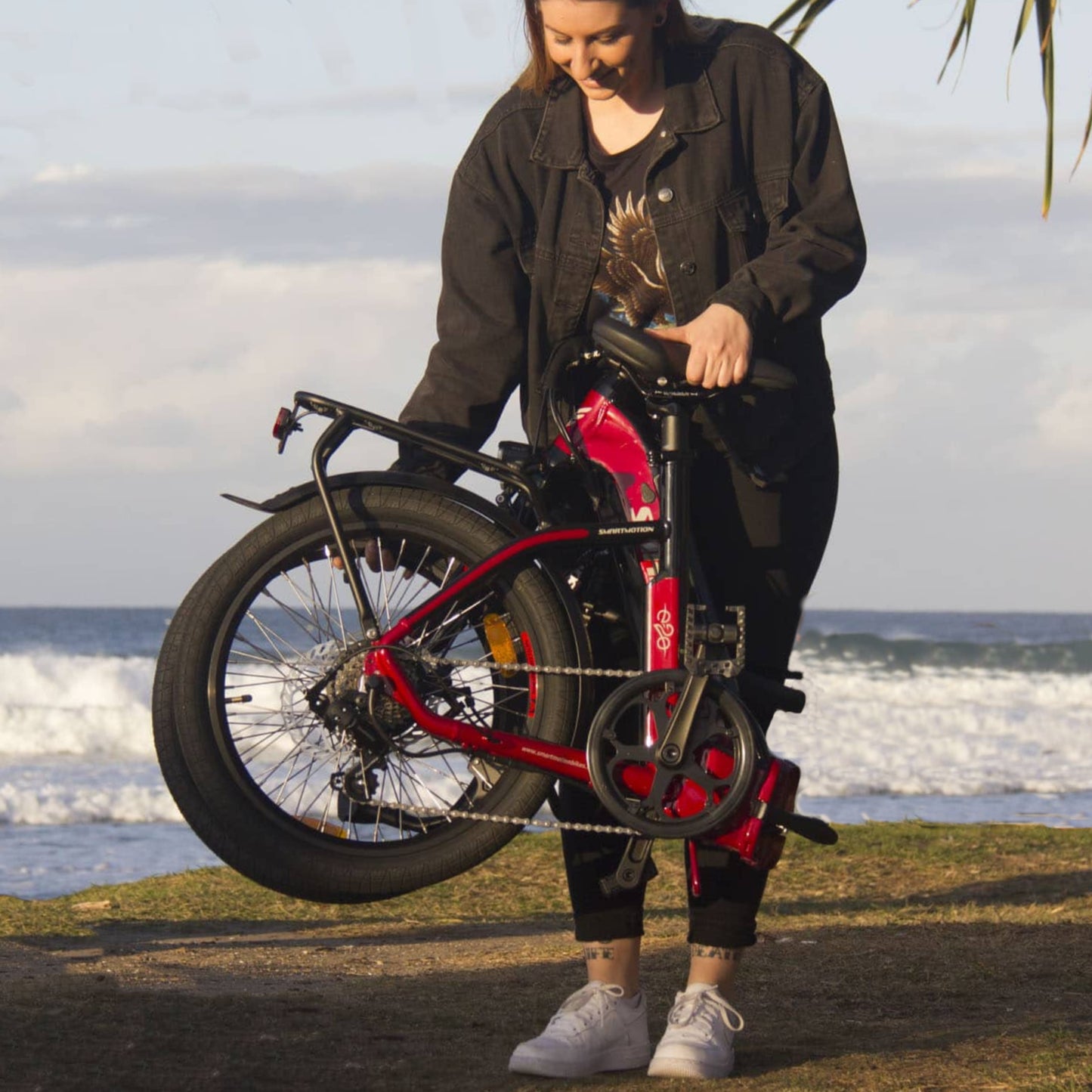Smartmotion E20 Step Thru Folding e-Bike with Suspension