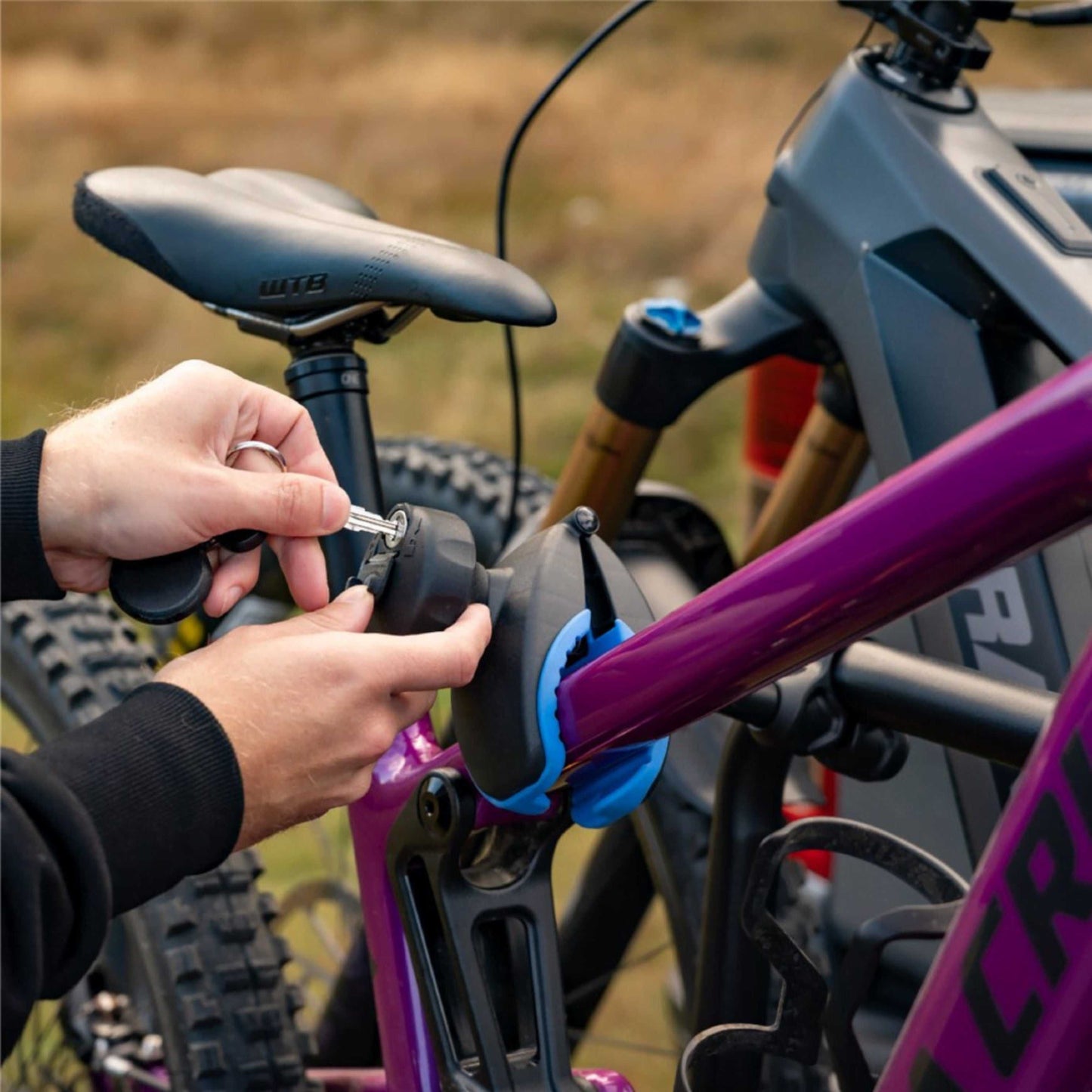 Ezigrip Electric E-Rack 2 Pro 2-bike tow-ball mount for e-bikes with 60kg capacity and anti-sway features